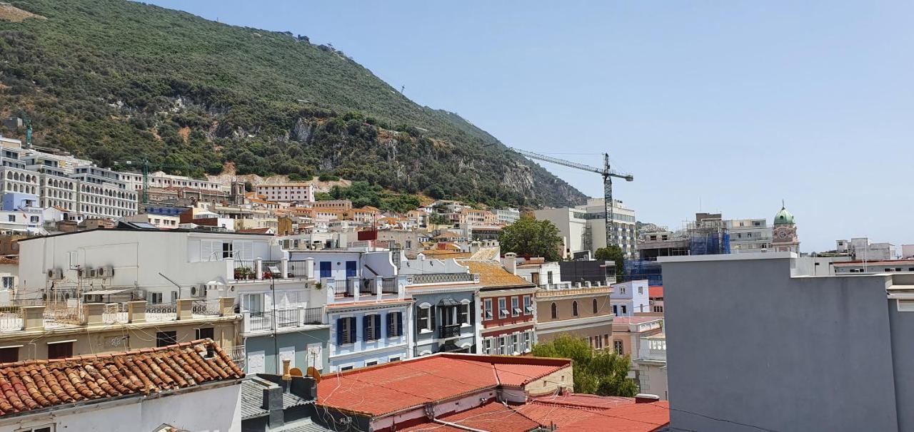Gibraltar Town Centre Flat With Roof Terrace Daire Dış mekan fotoğraf