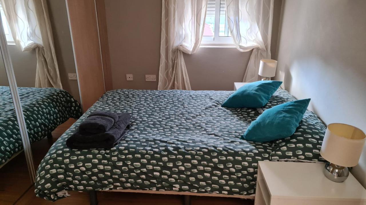 Gibraltar Town Centre Flat With Roof Terrace Daire Dış mekan fotoğraf