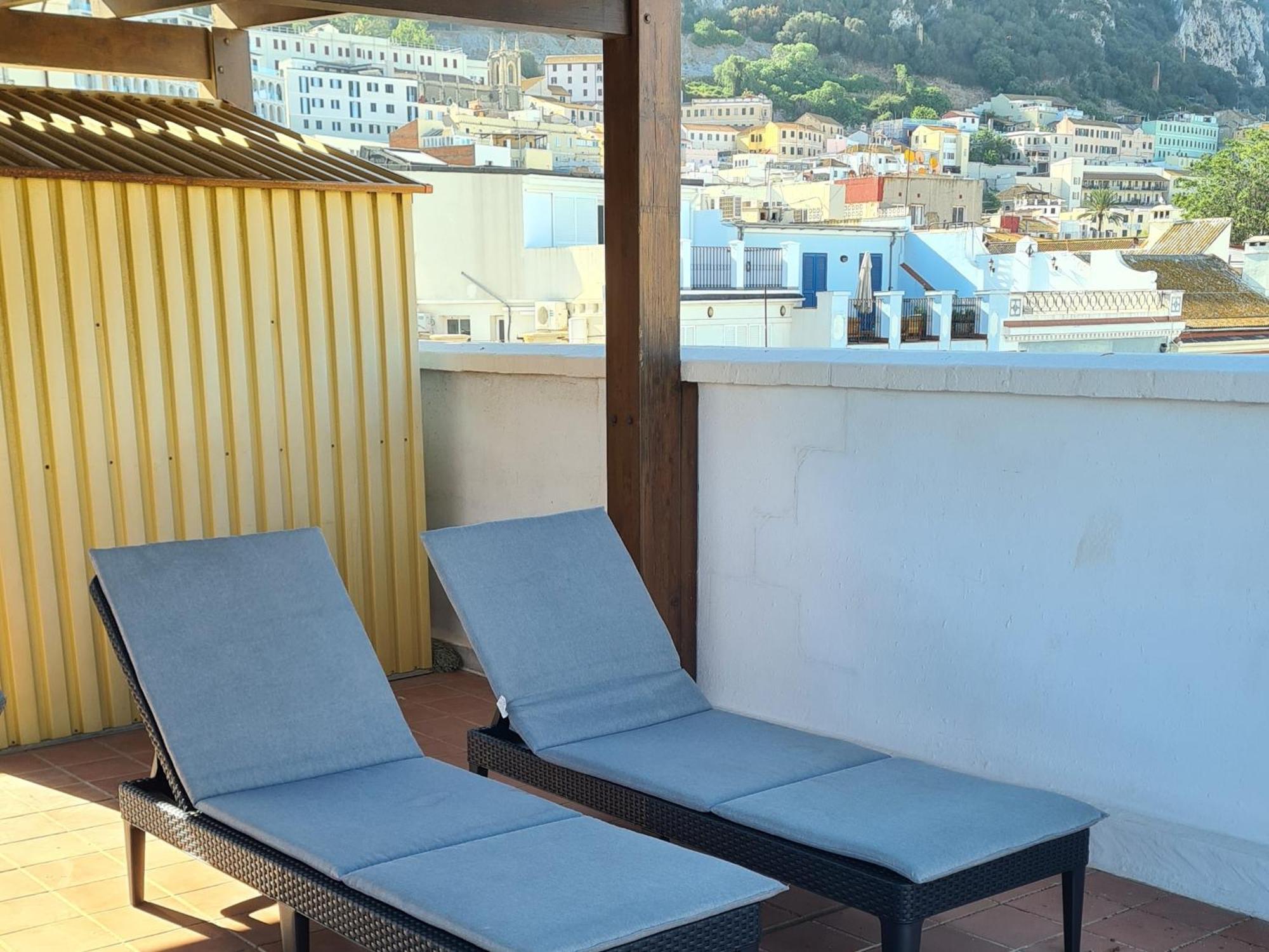 Gibraltar Town Centre Flat With Roof Terrace Daire Dış mekan fotoğraf